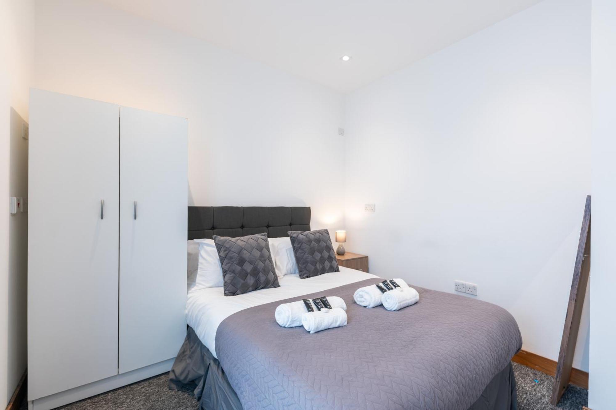 Luxury 2 Bedroom Flat In Bell Street Londen Buitenkant foto