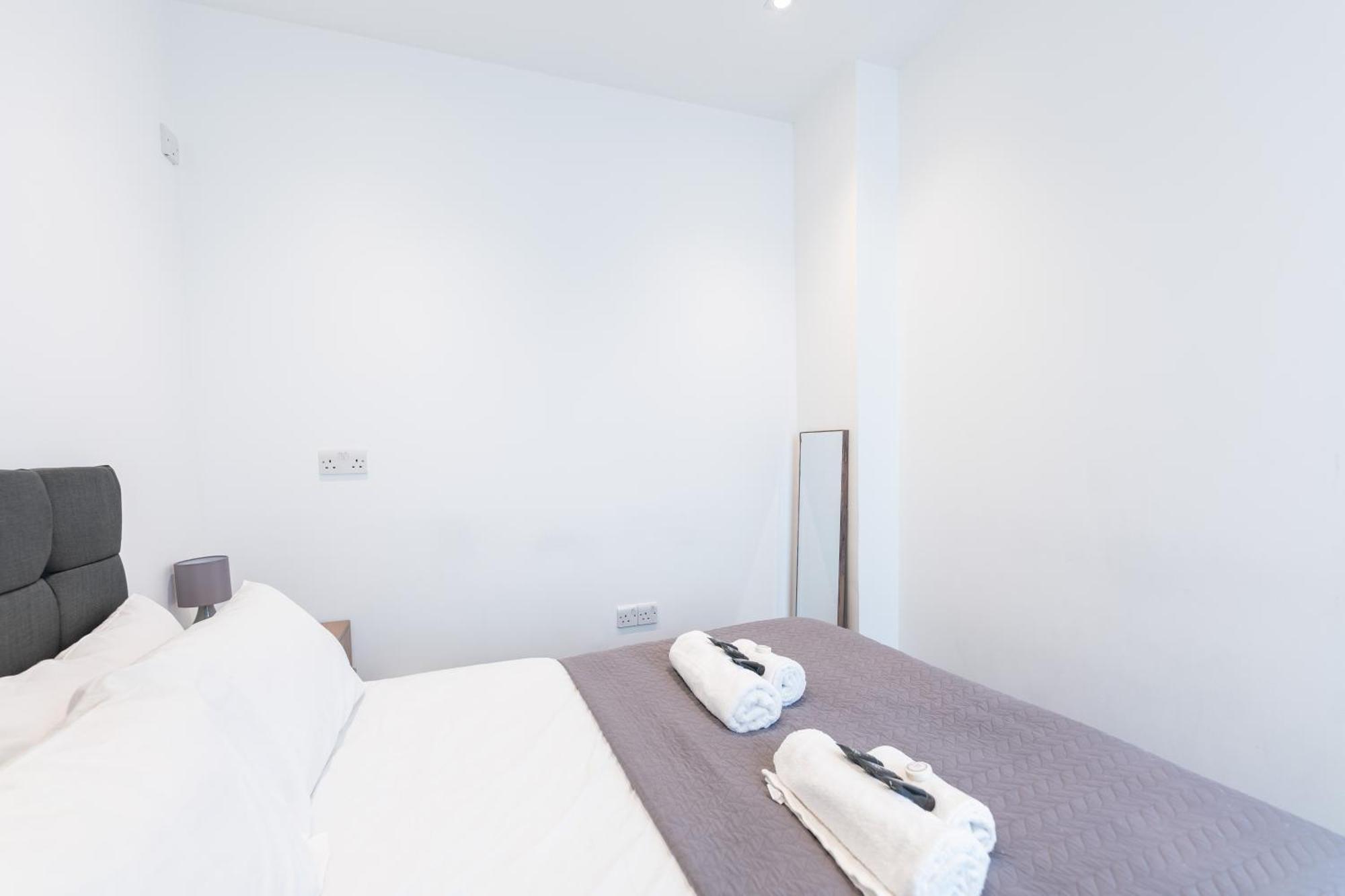 Luxury 2 Bedroom Flat In Bell Street Londen Buitenkant foto